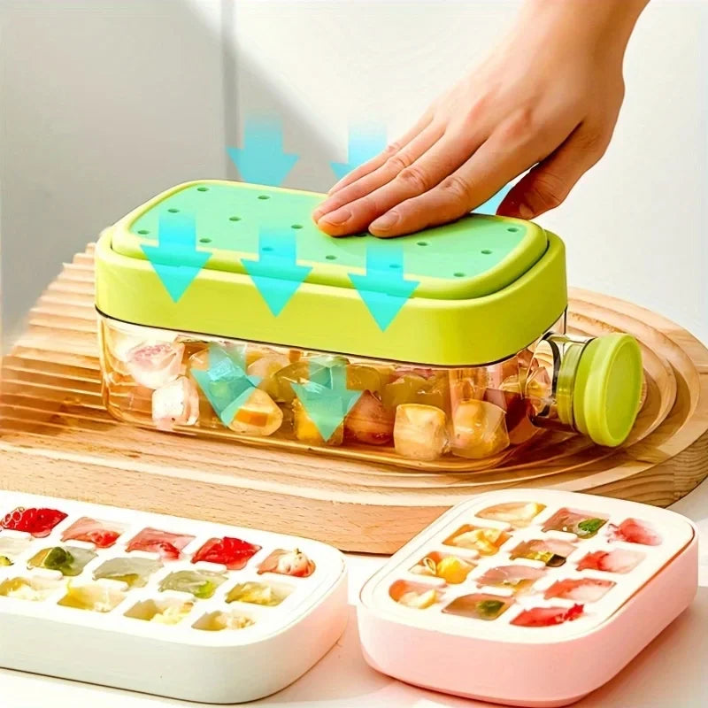 Ice Cube Tray Bottle with Straw